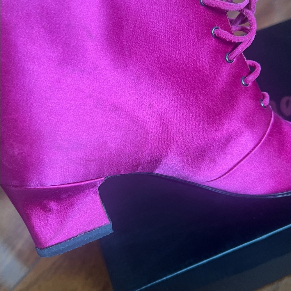YVES SAINT LAURENT Pink Satin Boots Size 6 - Picture 14 of 17